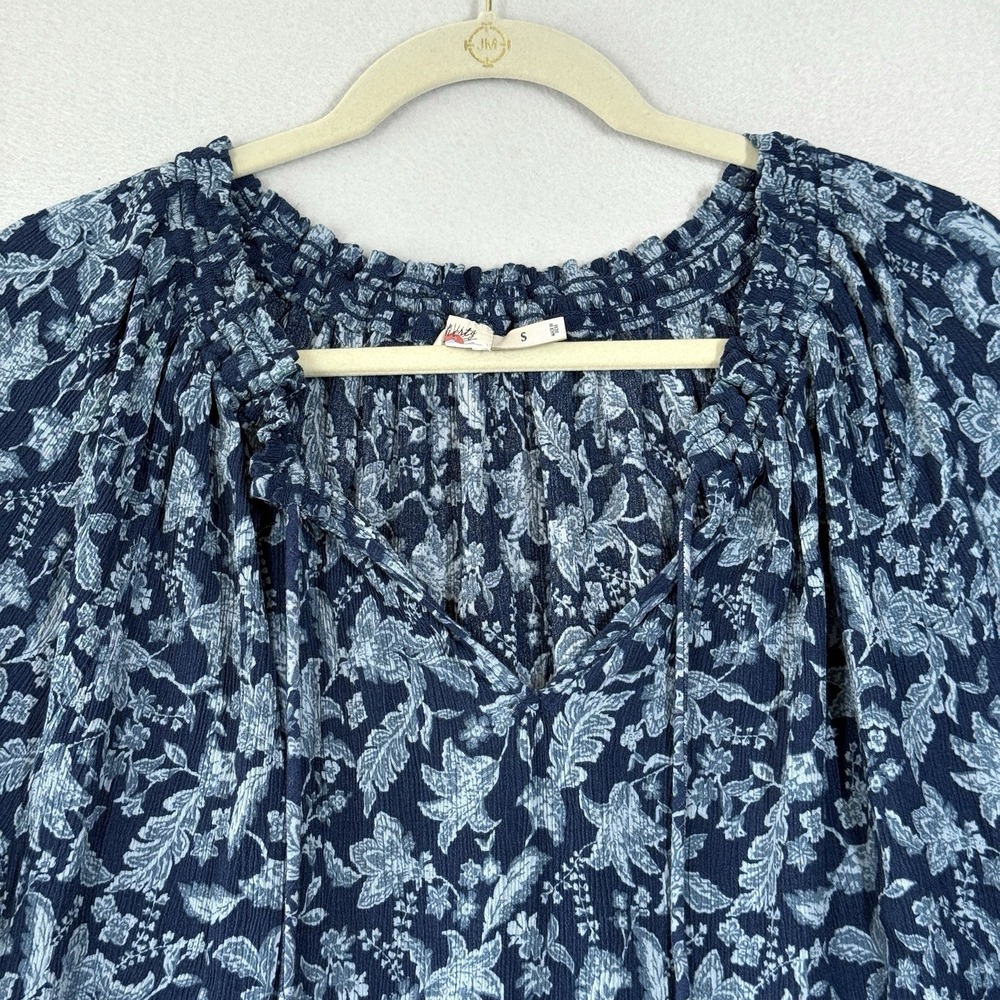 Faherty Top Womens Small Emery Blouse Blue Esna Floral Peasant Relaxed Smocked - Picture 2 of 11